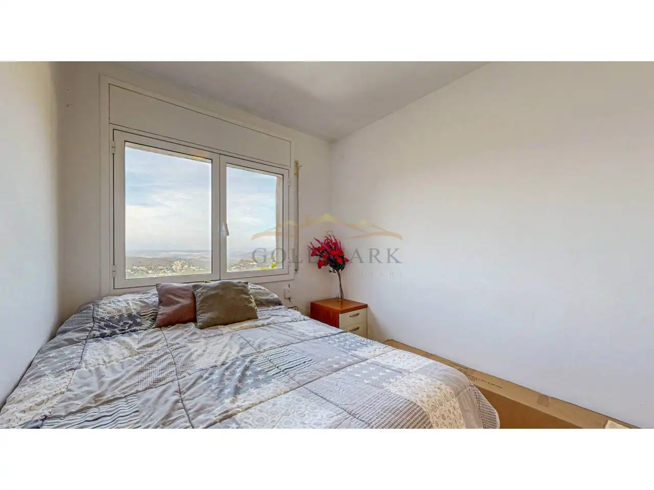 Dormitori de Casa o xalet en venda en Corbera de Llobregat amb Aire condicionat, Jardí privat i Terrassa