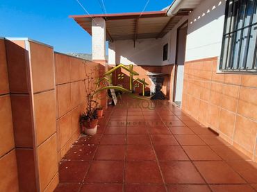 House for sale in Calle Calera