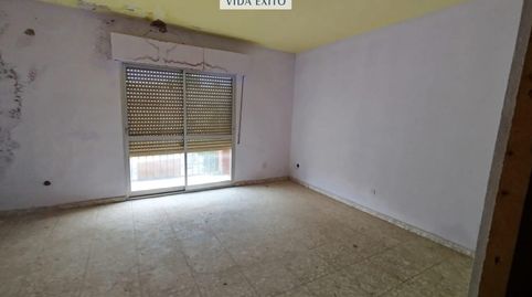 Foto 2 de Piso en venta en Arrayanes, Linares