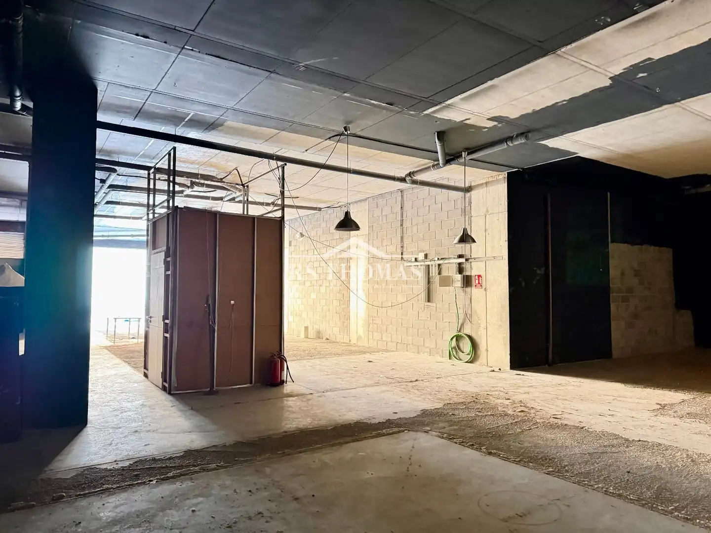 Locale commerciale in affitto a Avinguda Esteve Albert, imagen 6