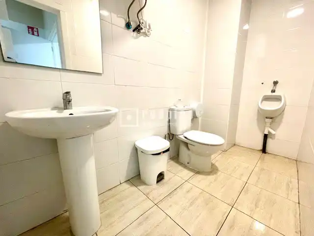 Bany de Local en venda en Oropesa del Mar / Orpesa amb Aire condicionat i Alarma