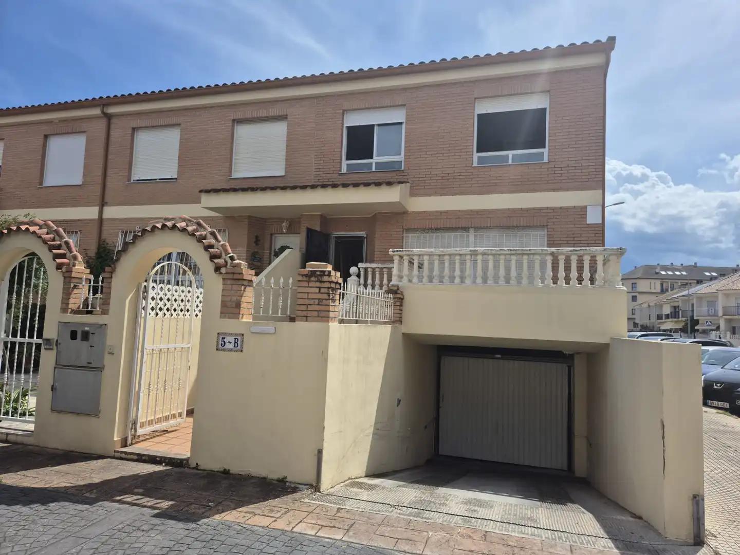 Vista exterior de Casa adosada en venta en Gandia con Terraza y Trastero