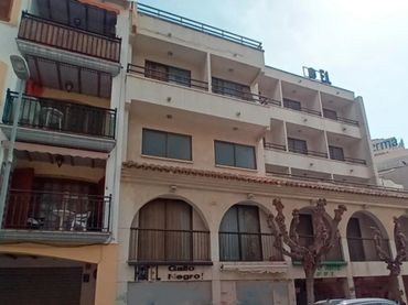 Hotel in vendita a Carrer de Víctor Català