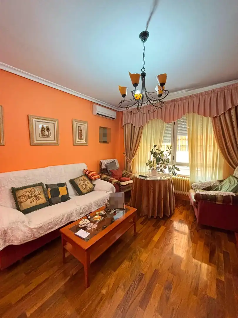 Flat with lift for sale in Valdepeñas, imagen 3