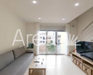 Living room of Attic to rent in Mataró  with Air Conditioner, Terrace and Balcony