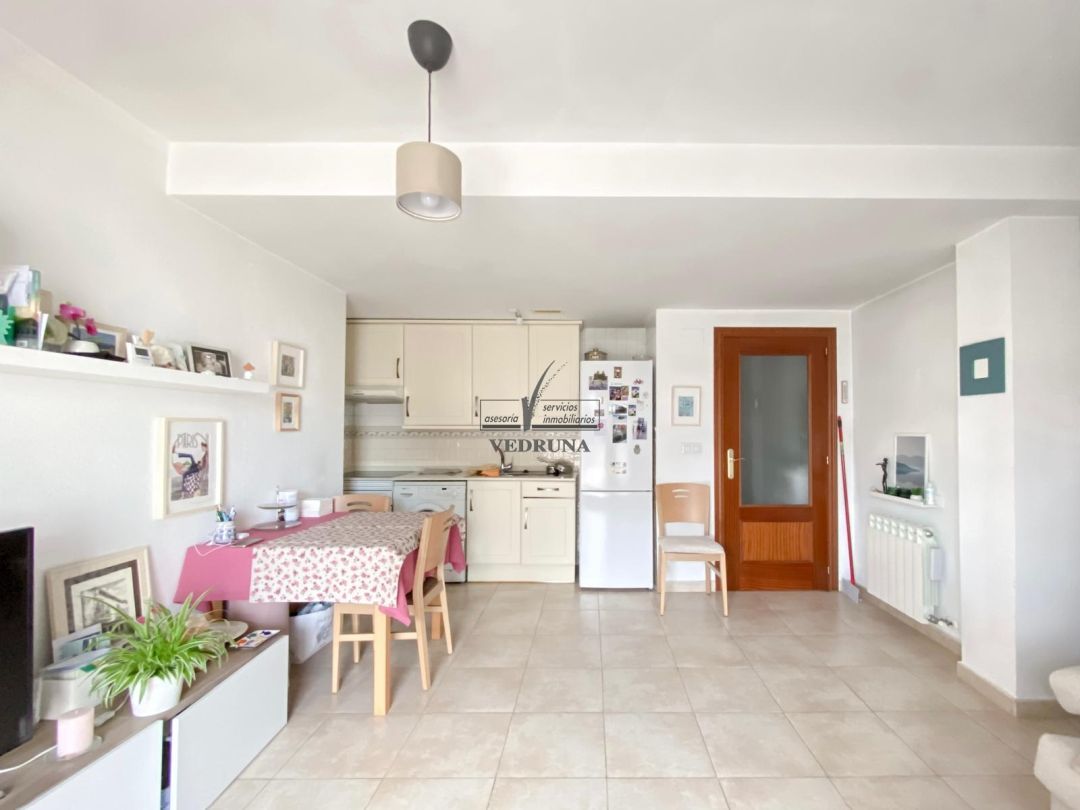 Apartment for sale in Calle del Paraíso, Miralbueno,  Zaragoza Capital