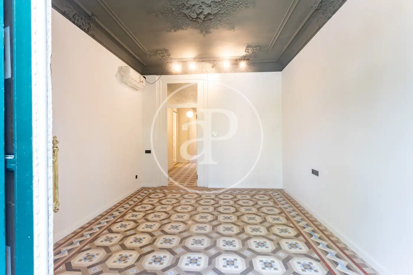 Piso de alquiler en Barcelona con Aire acondicionado, Calefacción y Terraza