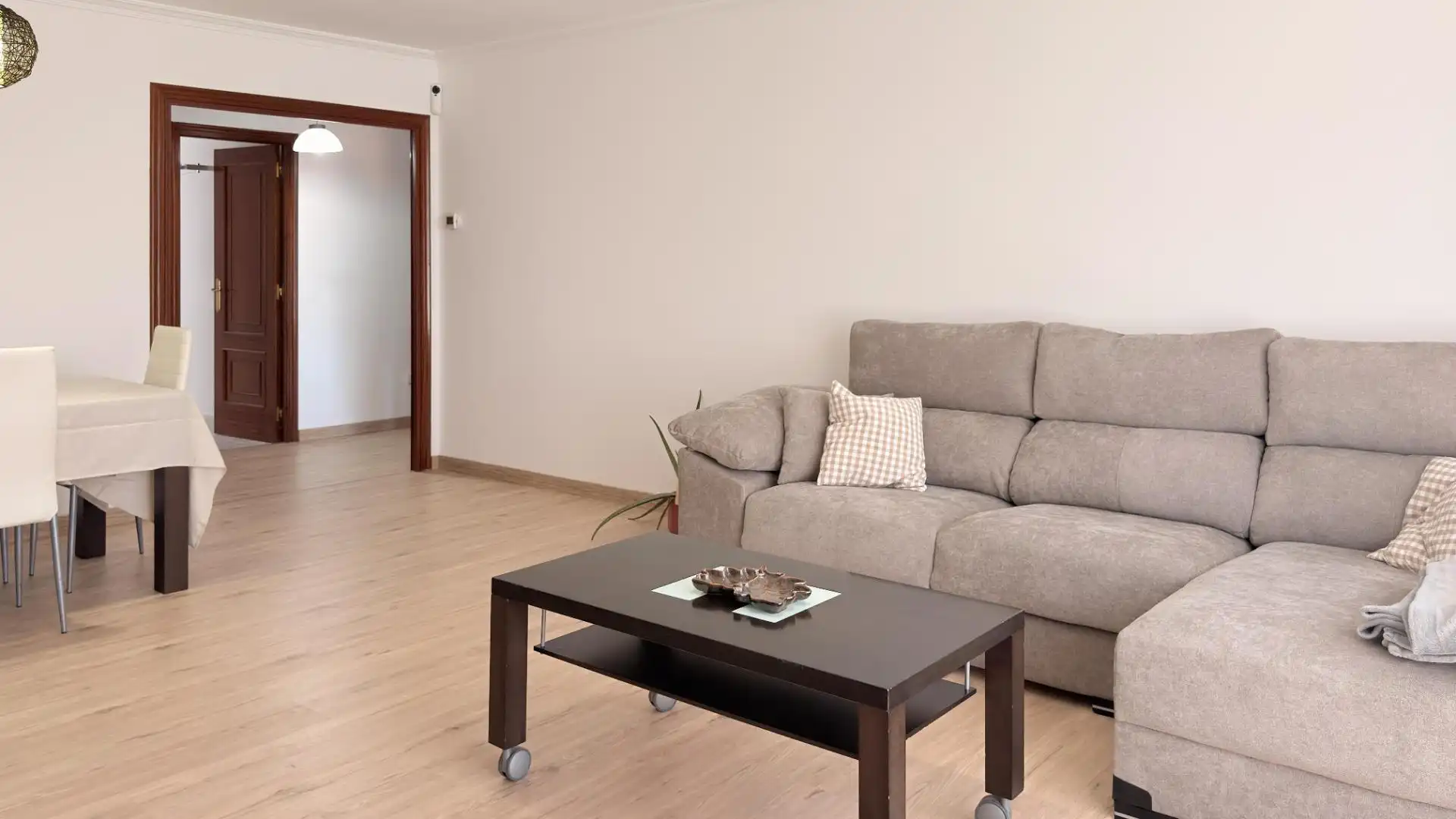 Flat with terrace to rent in Calle de Ourense, imagen 14