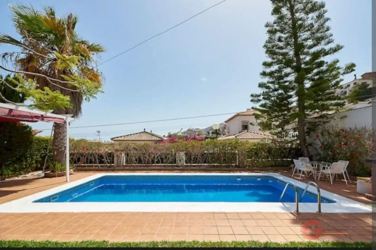 Villa mit Pool zum Verkauf in Velilla - Velilla Taramay, imagen 2