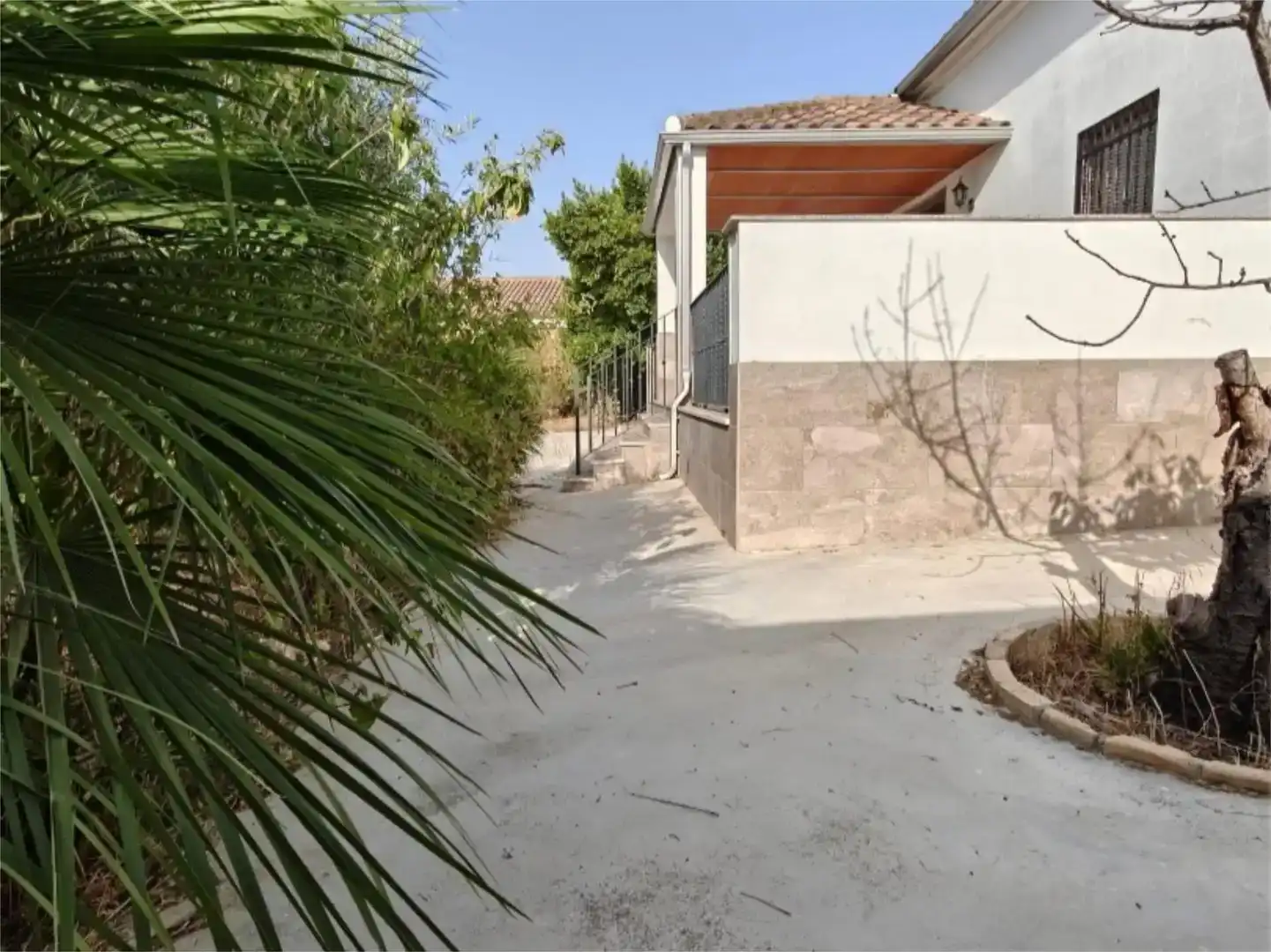 Vista exterior de Piso en venta en Fernán-Núñez