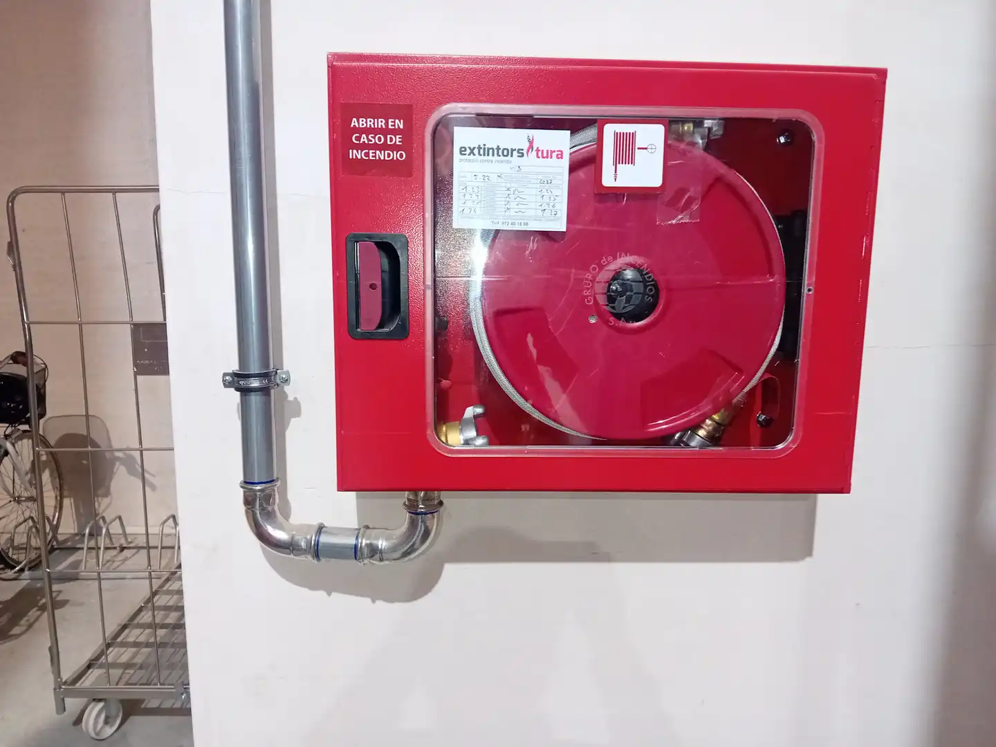Nave industrial de alquiler en Girona con Alarma