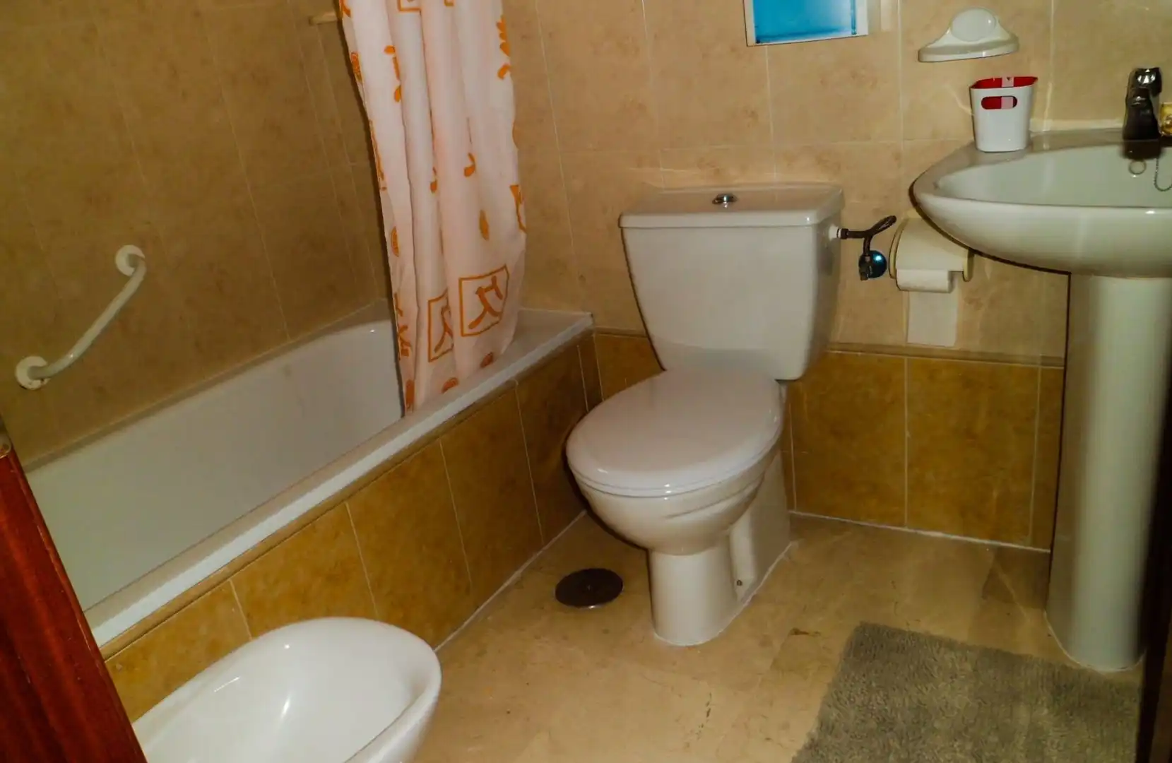 Bathroom of Apartments for sale in Benalmádena  with Air Conditioner, Furnished and Community pool