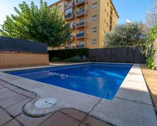 Swimming pool of Flat for sale in Salt  with Air Conditioner, Heating and Private garden