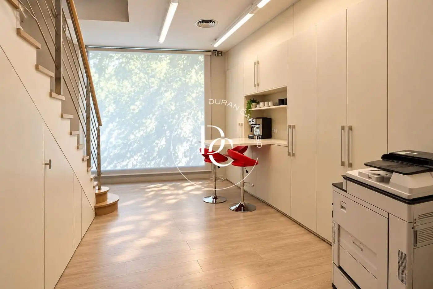 Cocina de Oficina de alquiler en Centre