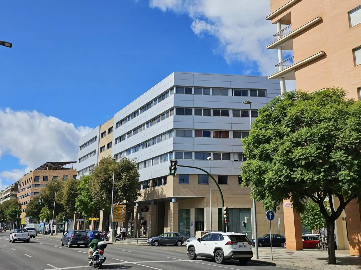 Office for sale in Santa Rosa - Valdeolleros