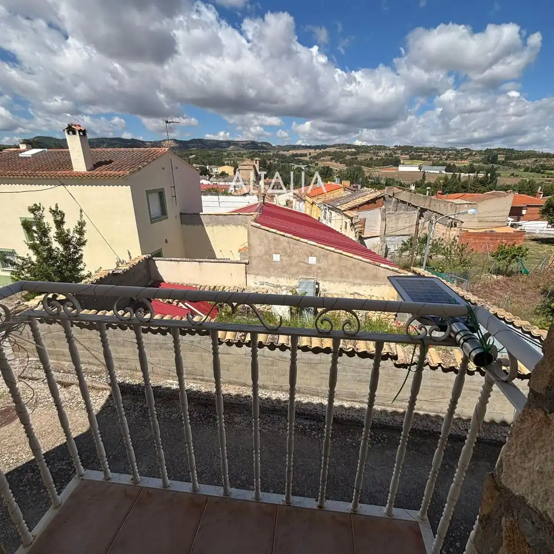 Casa o xalet en venda a ERUELA, Villanueva de Guadamejud