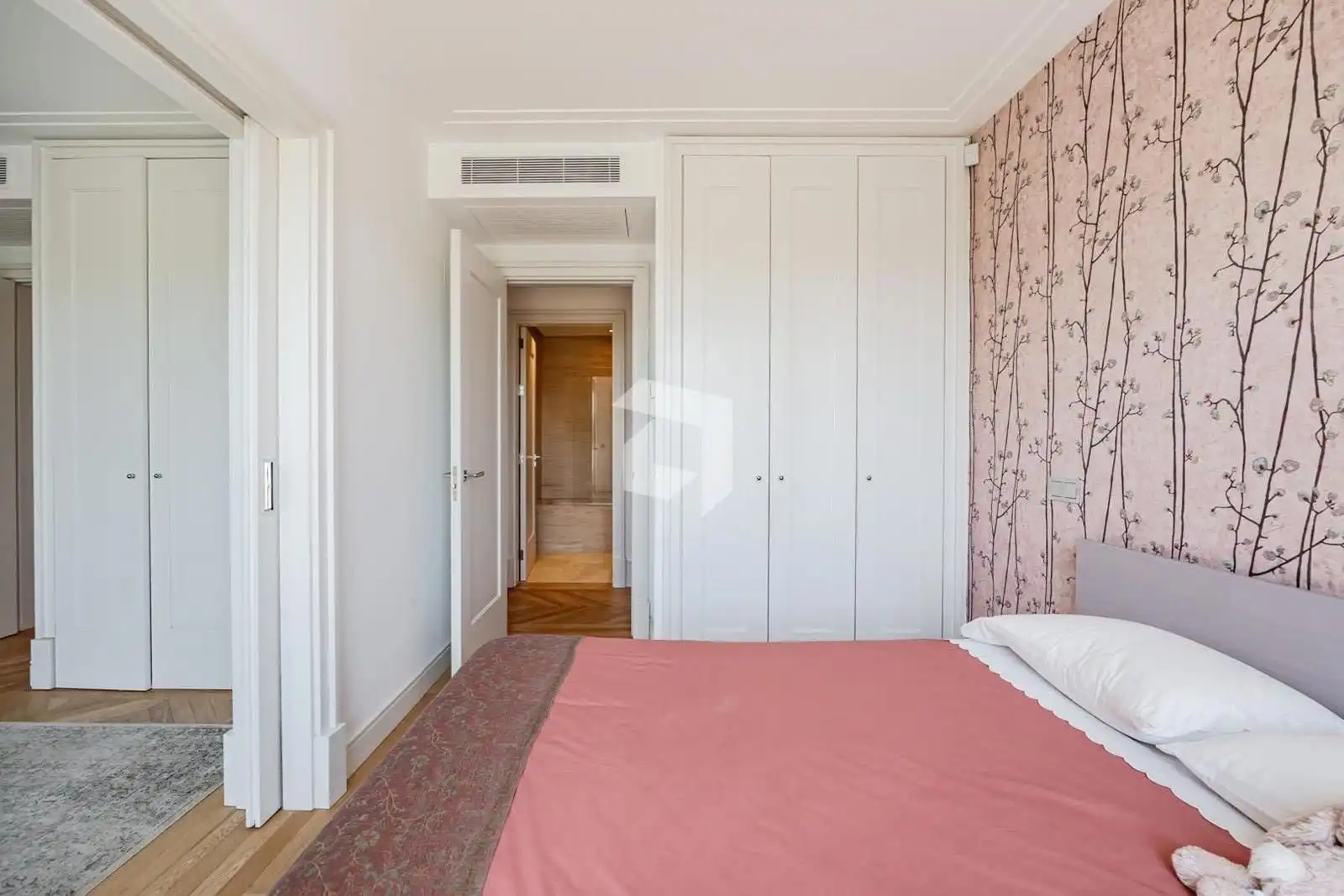 Bedroom of Attic for sale in Madrid  with Air Conditioner, Heating and Parquet flooring