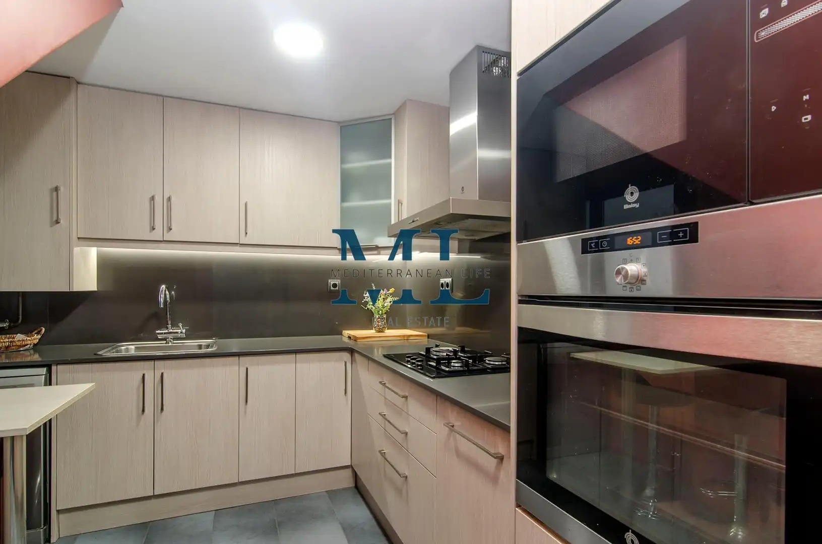 Ático en venta en d'Enric Morera, Santa Maria - L'Eixample - Sud Sumella