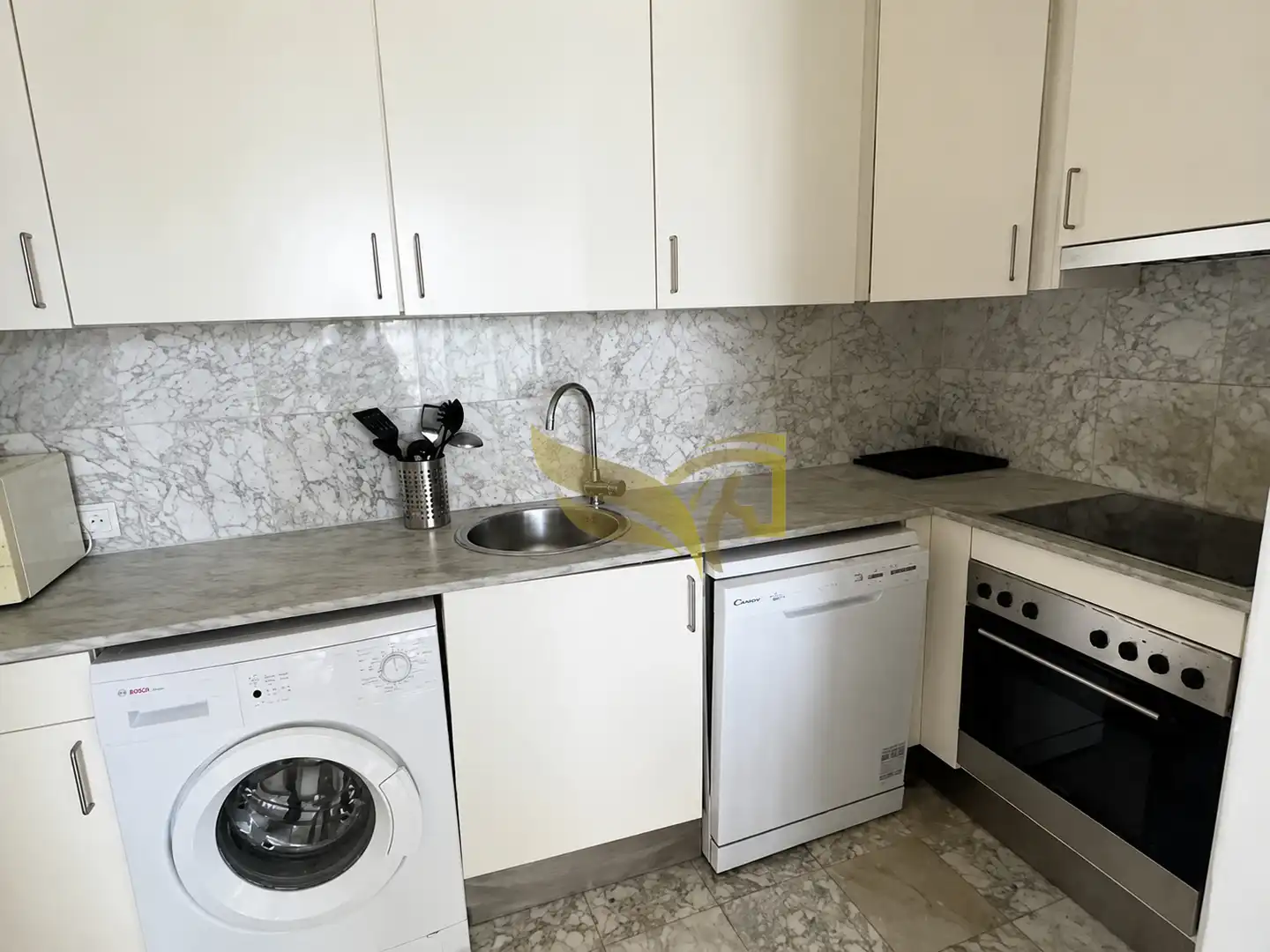 Küche von Wohnung zum Verkauf in Madrid mit Klimaanlage, Heizung und Terrasse