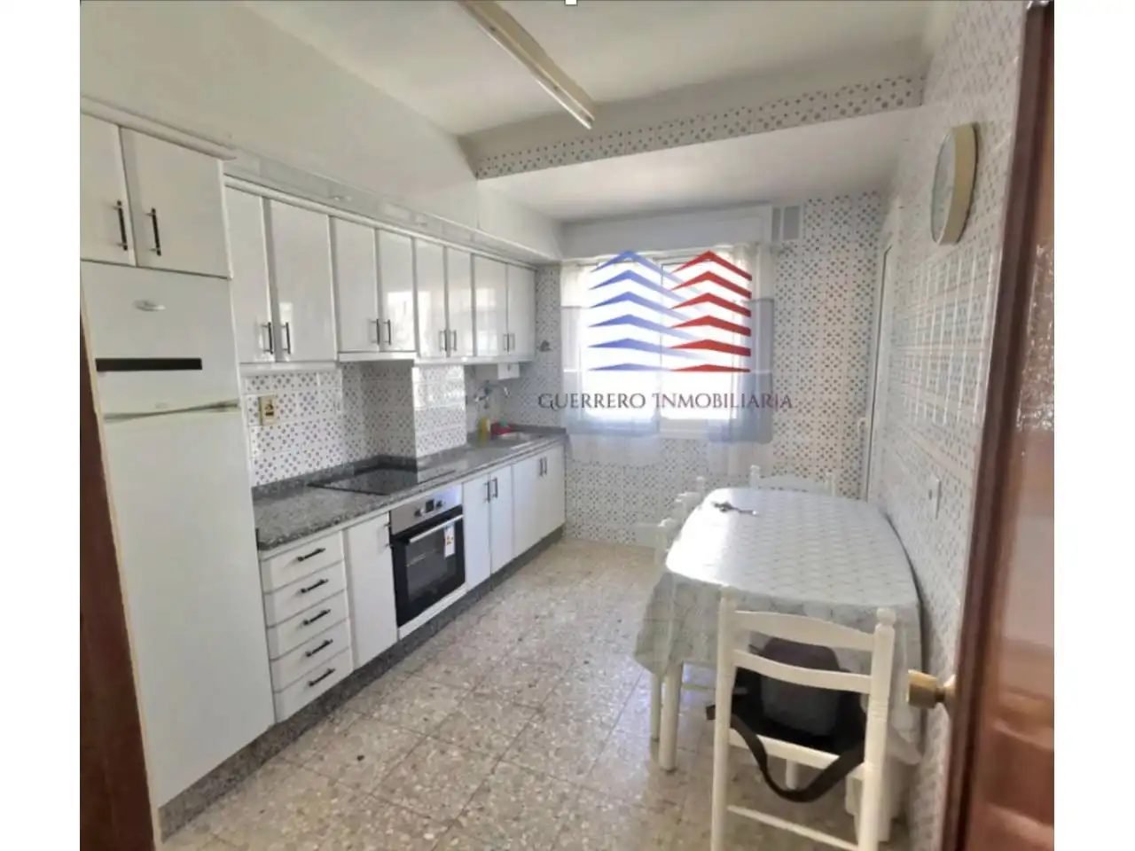 Kitchen of Flat for rent in Ourense Capital   with Heating, Furnished and Balcony