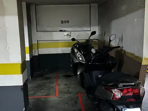 Parking of Garage for rent in Granada