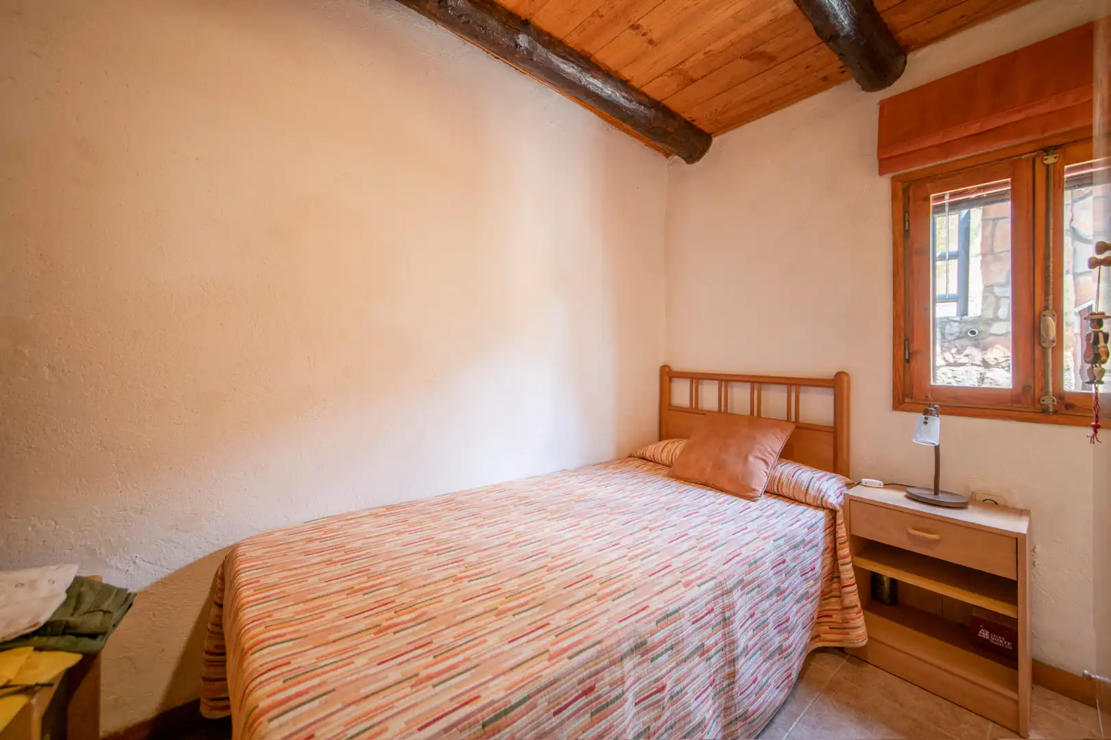 Schlafzimmer von Country house zum Verkauf in La Torre de Claramunt mit Privatgarten, Terrasse und Möbliert