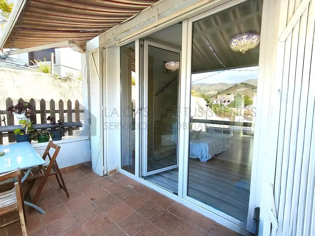 Terrasse von Einfamilien-Reihenhaus zum Verkauf in Petrer