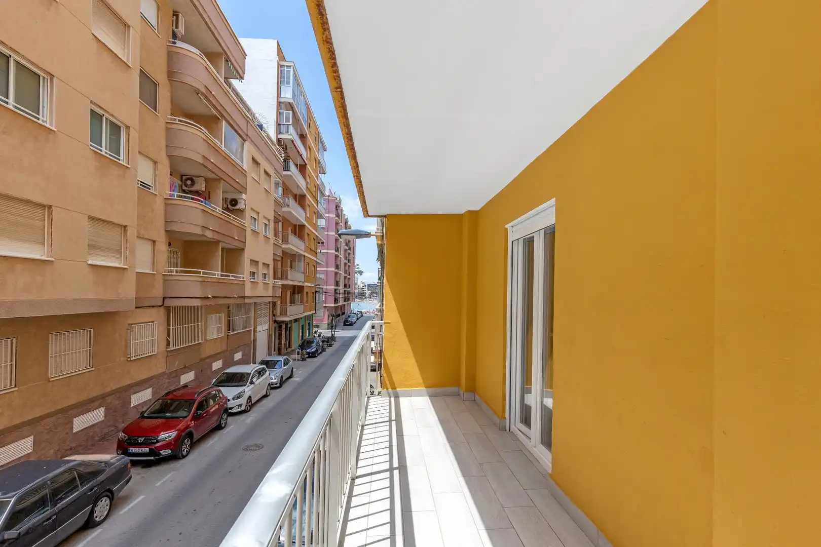 Vista exterior de Apartamento en venta en Torrevieja con Terraza, Trastero y Amueblado