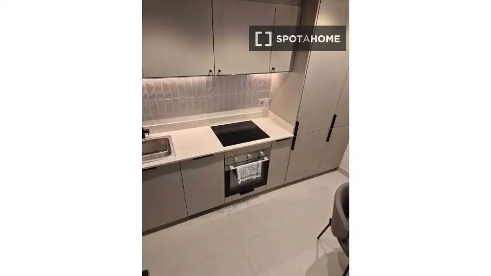 Flat with terrace to rent in Eixample, imagen 3