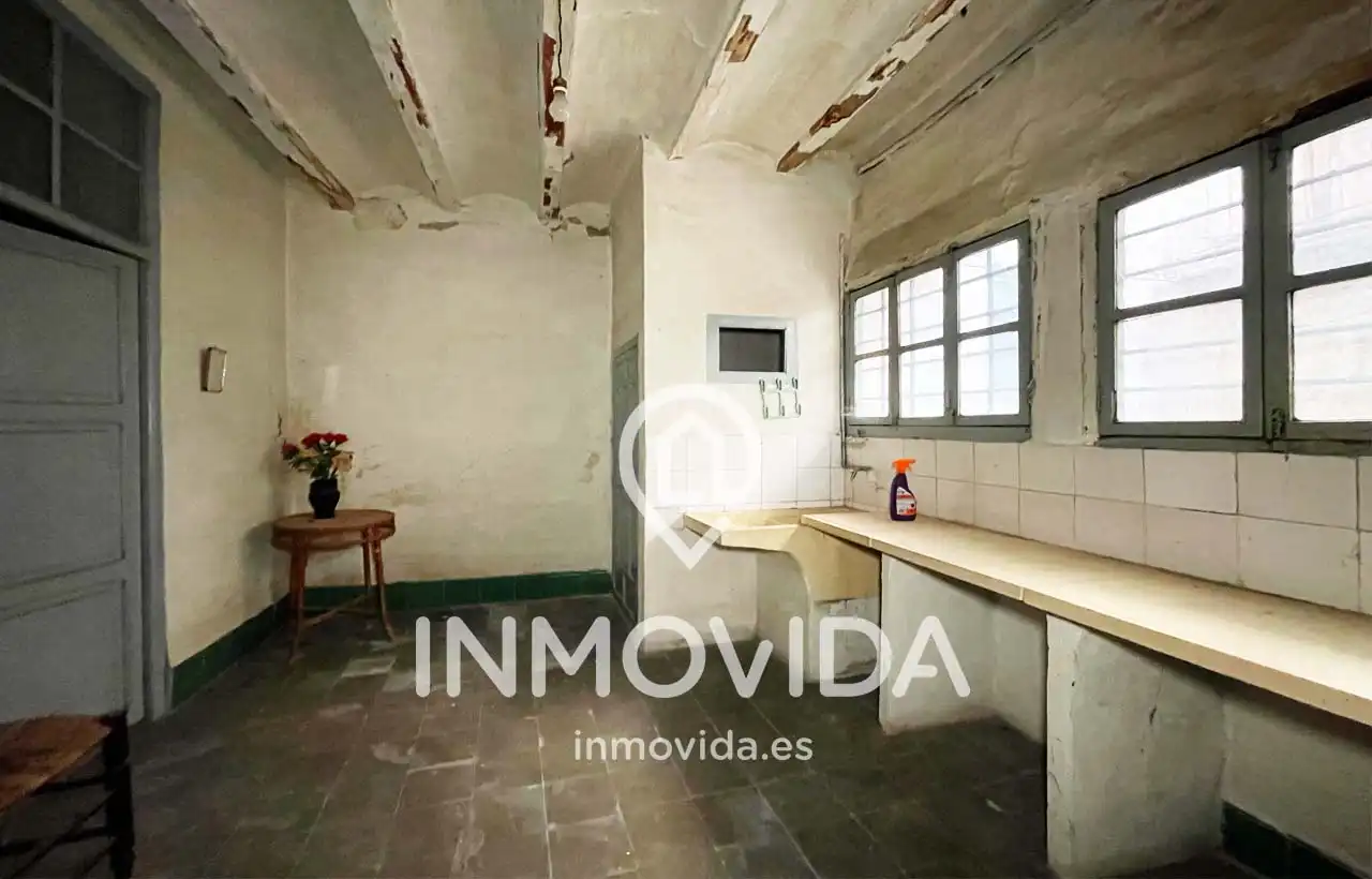 Haus zum Verkauf in Carrer Canonge Cebrià 13, imagen 10