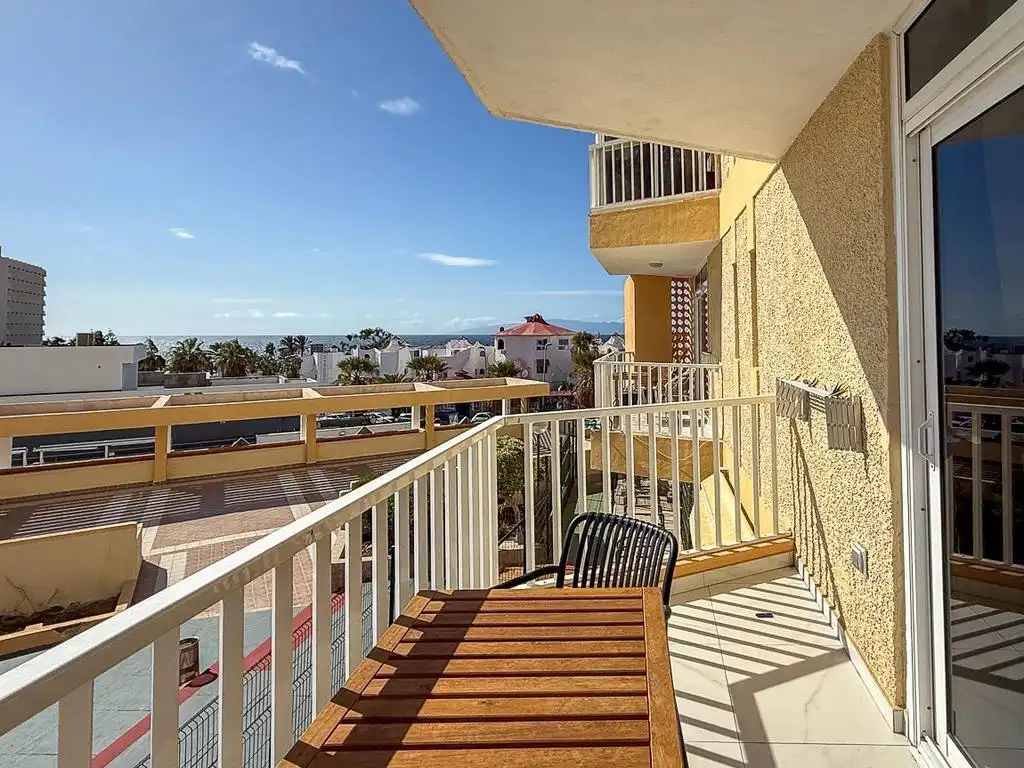 Apartament amb ascensor en venda a Playa de las Américas, imagen 2