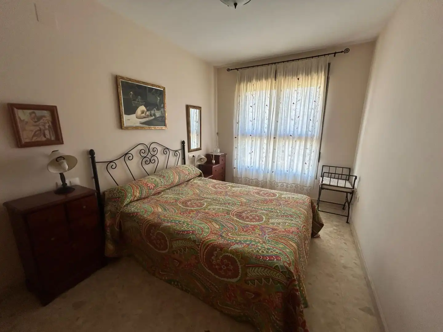 Schlafzimmer von Wohnung zum Verkauf in Cullera mit Klimaanlage und Möbliert