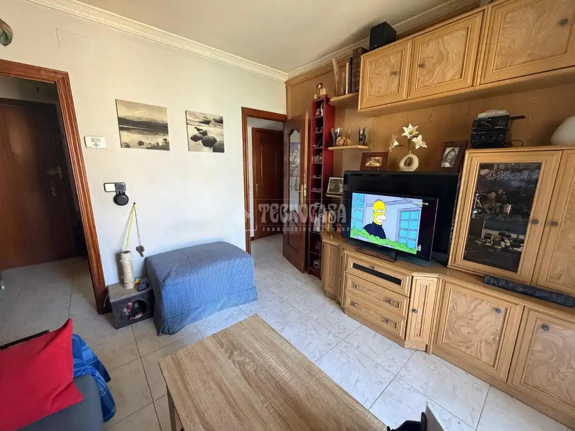 Living room of Flat for sale in Madrid  with Air Conditioner, Heating and Balcony