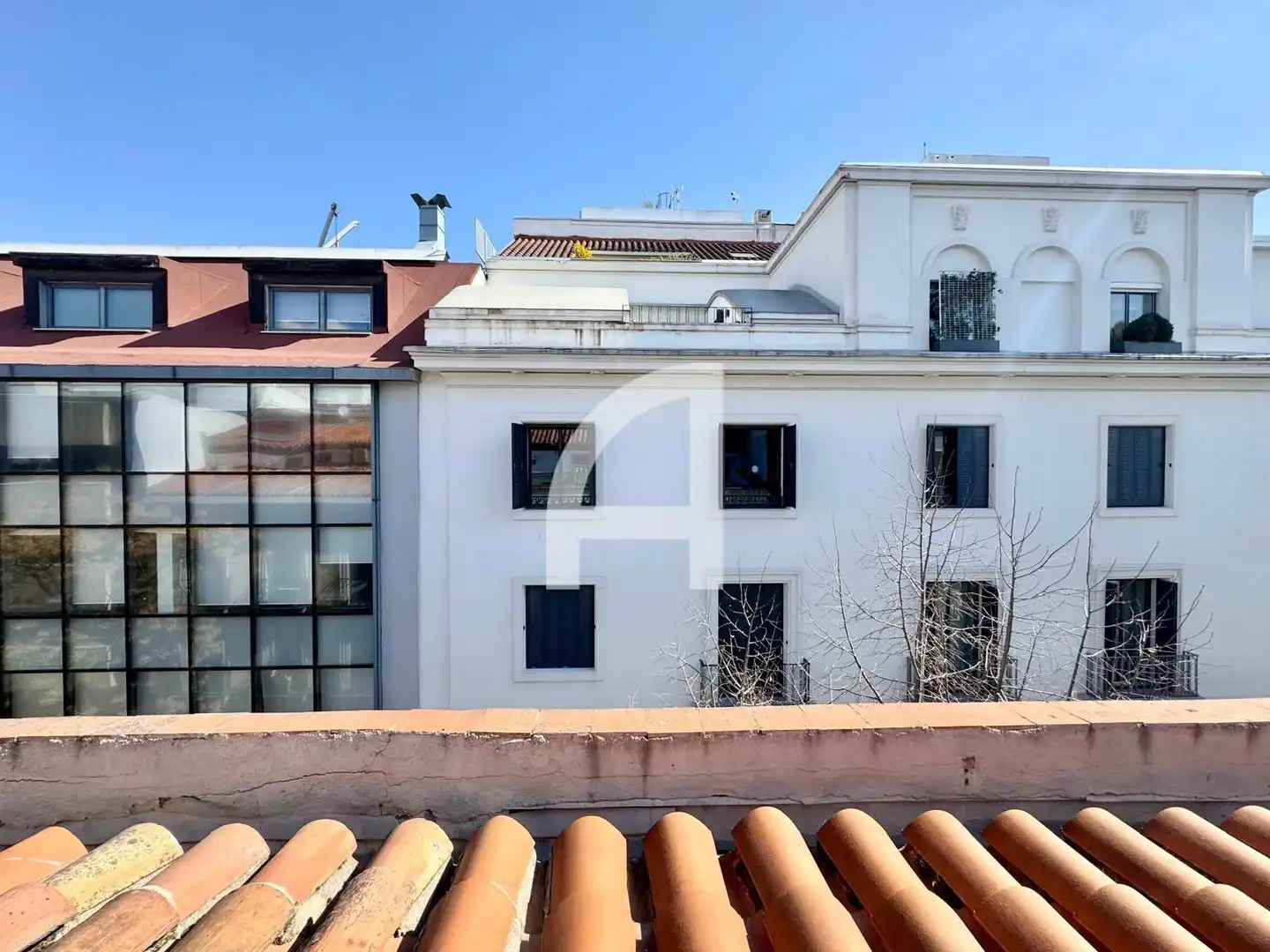 Vista exterior de Àtic de lloguer en Madrid amb Aire condicionat, Calefacció i Terrassa