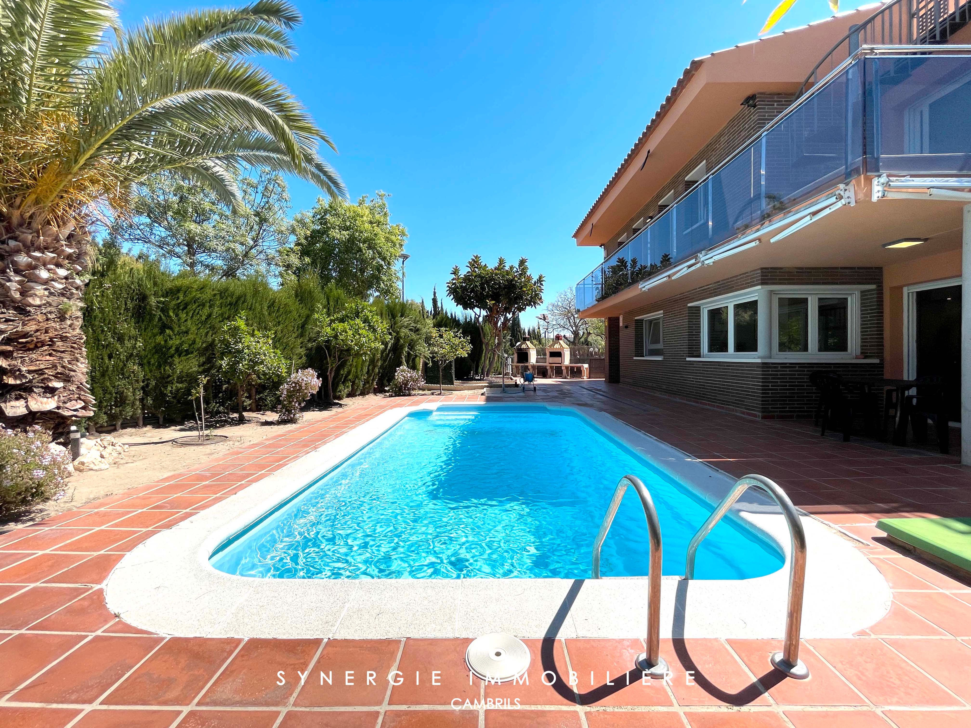 Piscina de Casa o xalet en venda en Cambrils amb Calefacció, Jardí privat i Terrassa