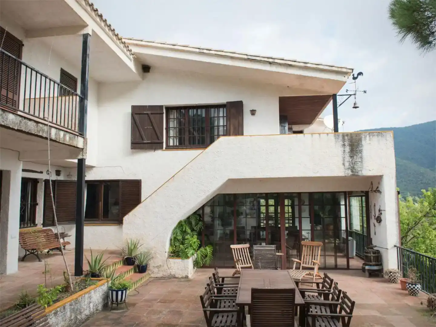 Vista exterior de Finca rústica en venda en Sant Iscle de Vallalta amb Aire condicionat, Piscina i Balcó