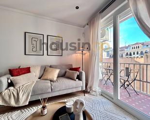 Living room of Flat to rent in  Madrid Capital  with Air Conditioner, Terrace and Balcony