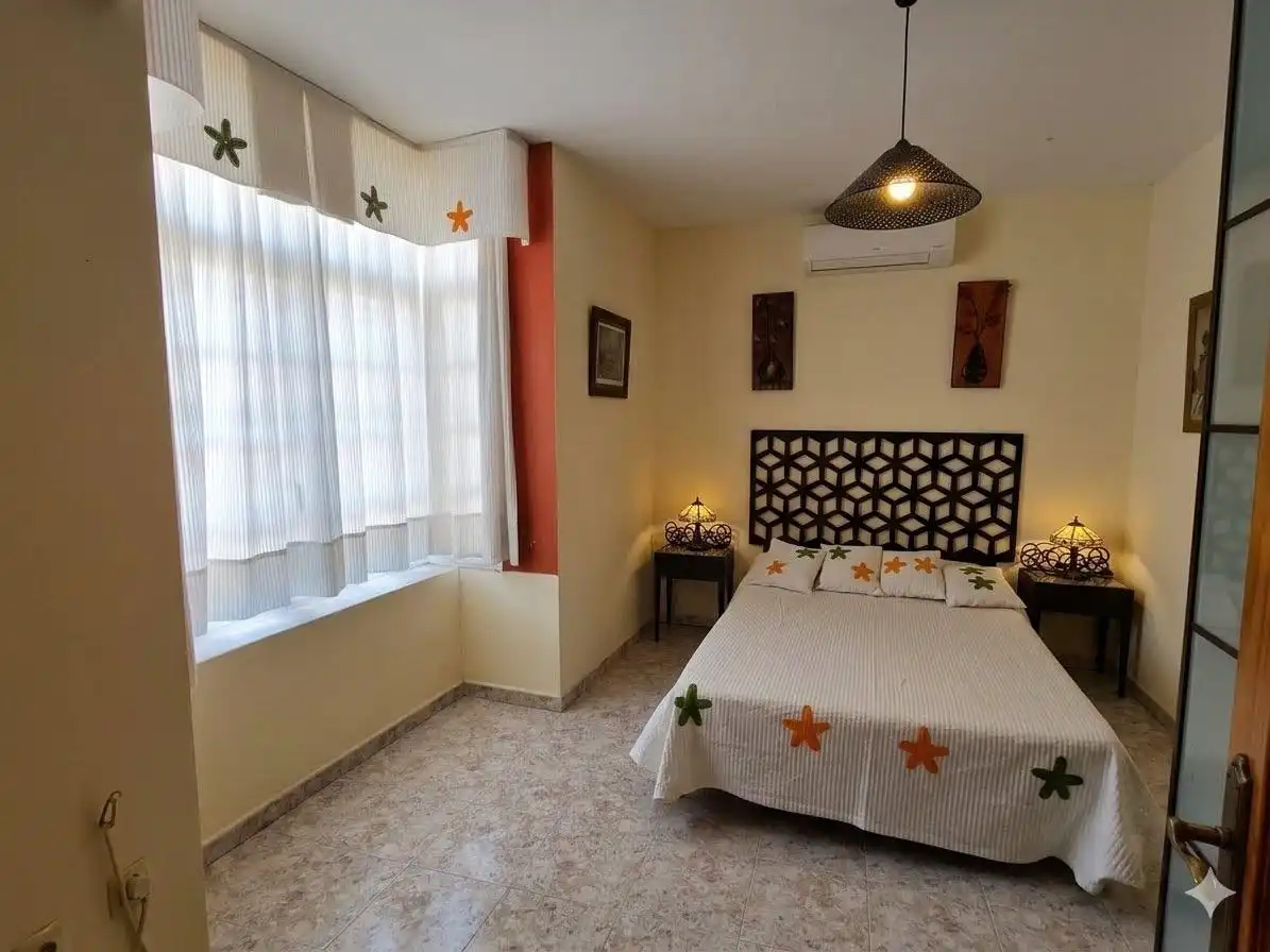 Habitación de Casa o chalet en venta en Málaga con Aire acondicionado, Calefacción y Jardín privado