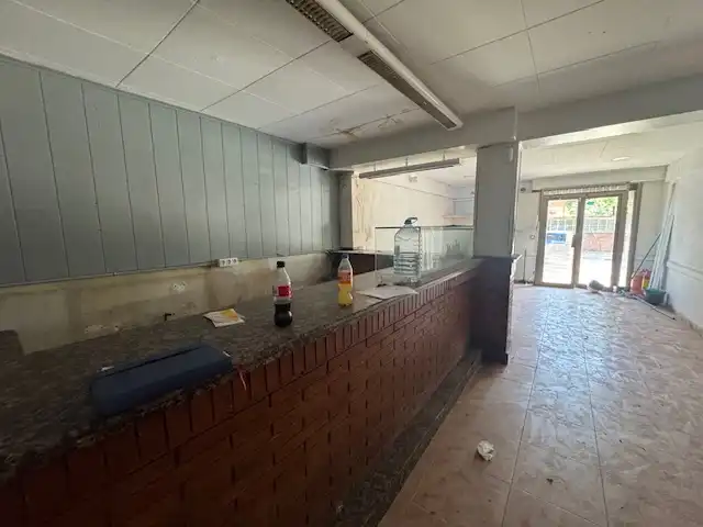 Local comercial en venta en Carrer de Berenguer de Palou, imagen 4