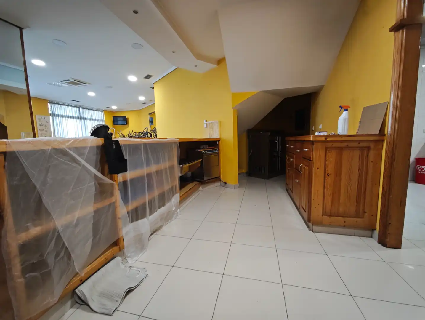 Commercial properties for rent in Narón  with Air Conditioner and Furnished