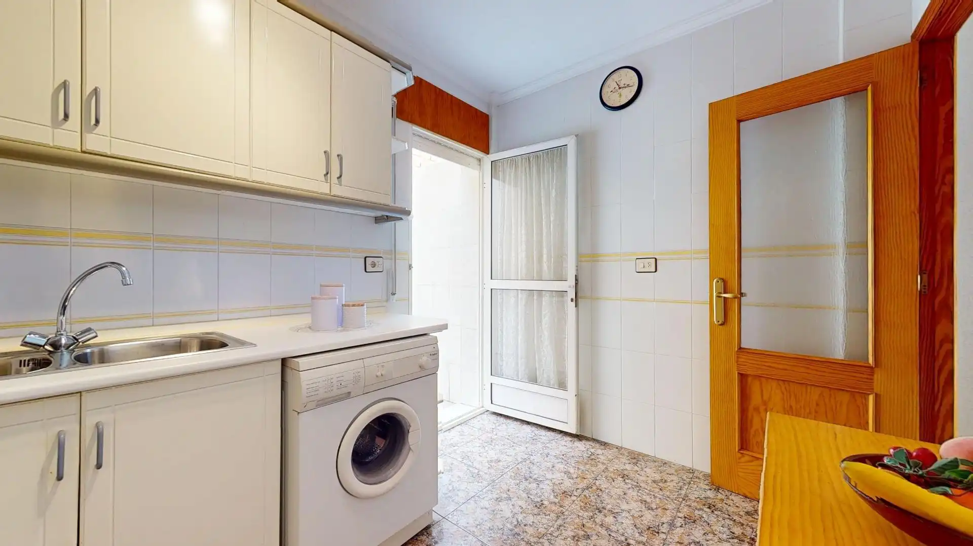 Cocina de Casa adosada en venta en San Pedro del Pinatar con Terraza, Amueblado y Balcón