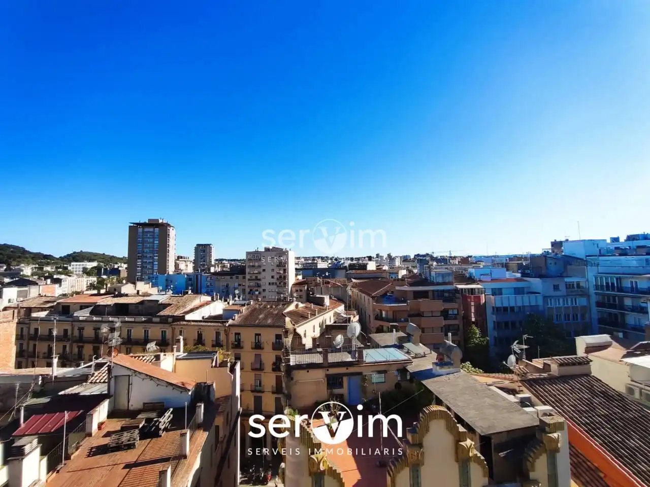 Vista exterior de Piso en venta en Girona con Aire acondicionado y Terraza