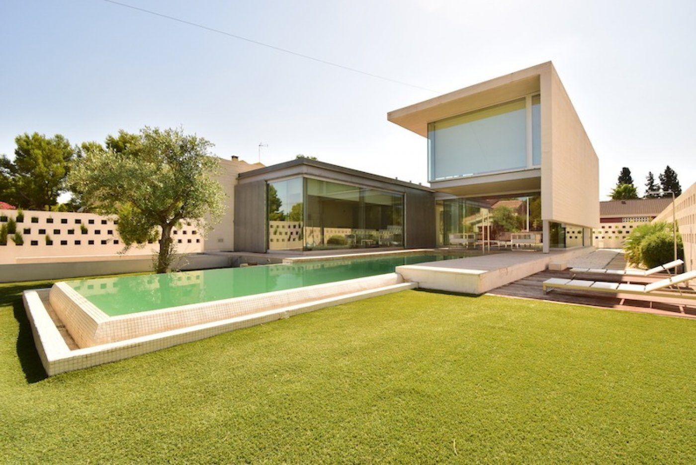 Piscina de Casa o xalet en venda en L'Eliana amb Aire condicionat, Calefacció i Jardí privat