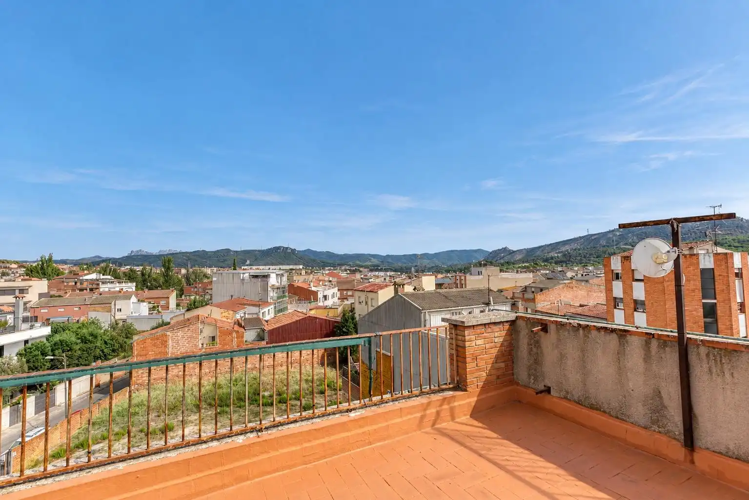 Piso con terraza en venta en Vilanova del Camí, imagen 30