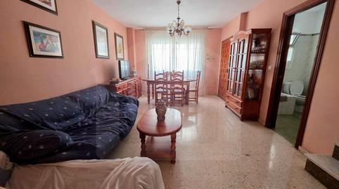 Foto 2 de Casa adosada en venda a Calle Burgos, 1, Cártama, Málaga