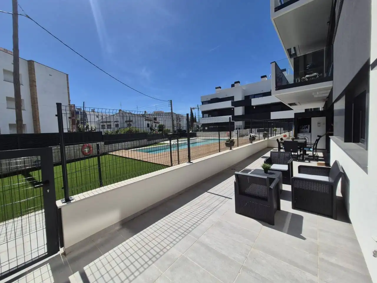 Apartment with pool for sale in Calle Doctor Fleming 7