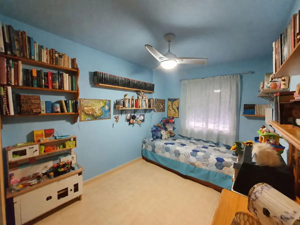 Habitación de Casa adosada en venta en Málaga con Aire acondicionado, Calefacción y Terraza
