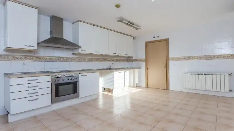 Semi-detached house for sale in calle Pilar Bardem, imagen 2