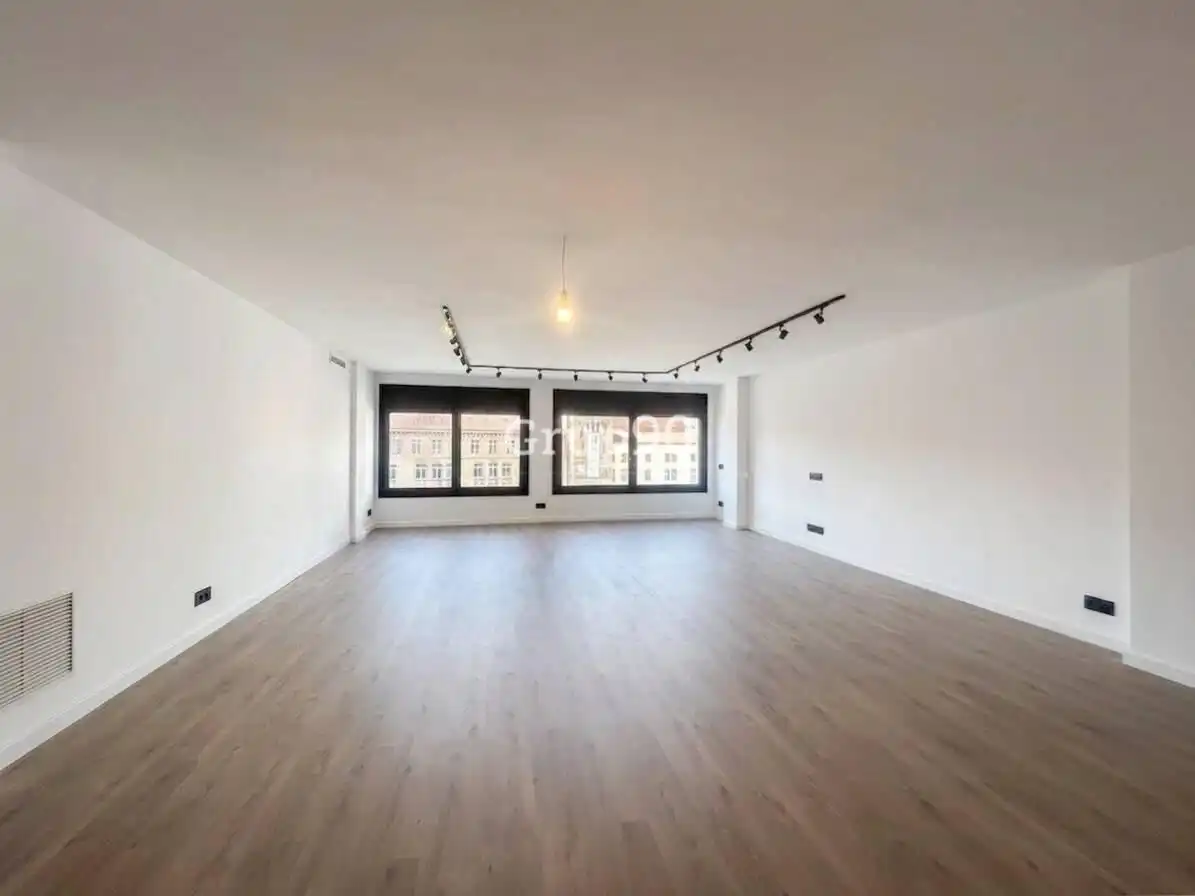 Sala d'estar de Pis en venda en Lleida amb Aire condicionat, Calefacció i Parquet