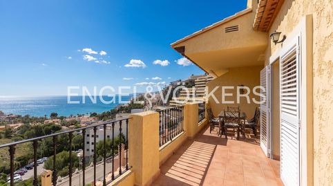 Estupenda casa adosada con vistas al mar